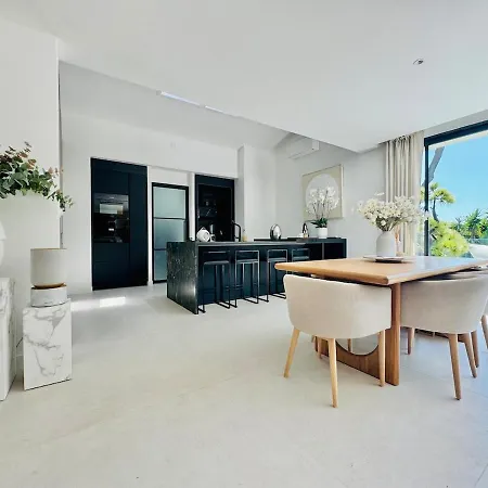 Cap D'antibes Villa, 6 People, Sea View, Air Conditioning Villa *