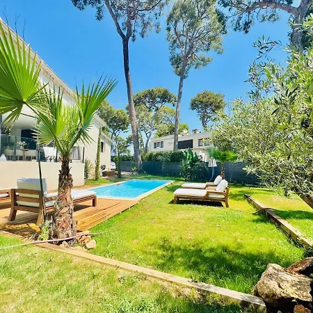 Villa Cap D'antibes Villa, 6 People, Sea View, Air Conditioning