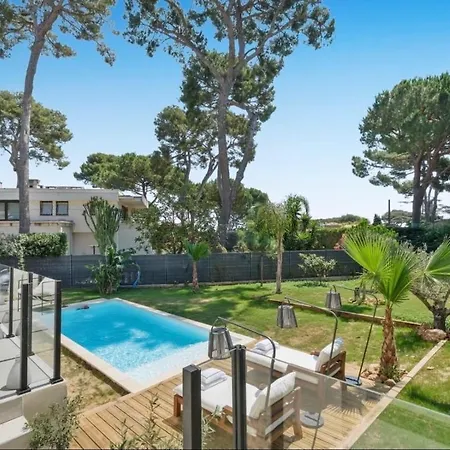 Villa Cap D'antibes Villa, 6 People, Sea View, Air Conditioning Antibes